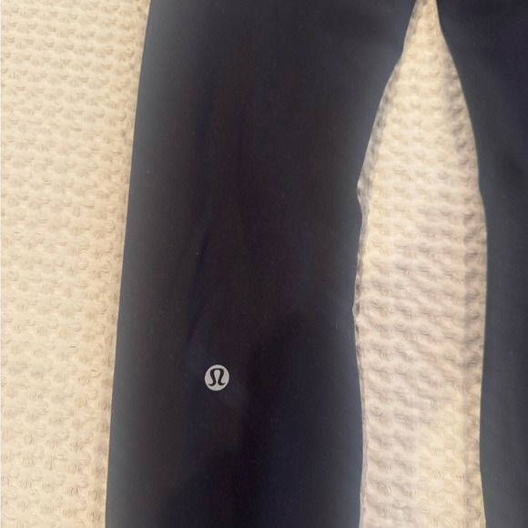 Lululemon Wunder Train Leggings 23” - Picture 5 of 8